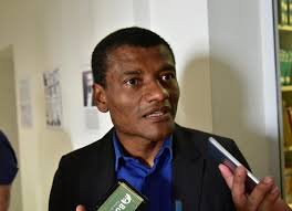 No arregló ni la casa de sus viejos en Castañares, pero Leiva quiere ser  intendente