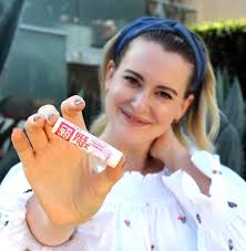 Amazon.com : Eco Lips Vegan Superfruit Bee Free Lip Balm Includes  Candelilla Wax, Organic Cocoa Butter and Coconut Oil. 100% Plastic-Free  Plant Pod Packaging. 3-Pack : Beauty & Personal Care