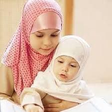 Kecantikan dan keindahan kain itu bergantung kepada ibubapa itu sendiri untuk mencorakkannya. Tarbiah Buat Buah Hati Ibu Dan Permata Bapa Majlis Ulama Isma
