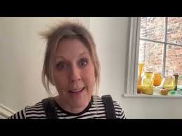 OLIVIA SILK, LUST LIVING