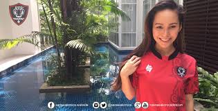 Nabilah binti ali dally tarikh lahir: Jasmine Suraya Chin Biodata Archives Sarawakcrocs Com