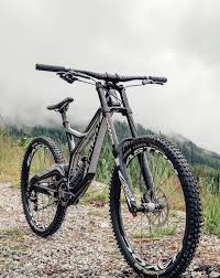 Pin By Radnut Extreme Sport On Downhill Bikes Mtb Bike Mountain Best Road Bike Downhill Bike