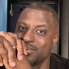 YMB AWARDS Winner 2025 : BEST ARTIST & LABEL RELATIONS ✨