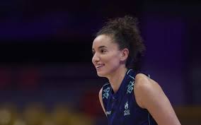 Gabi Guimarães e ex-Sesc Flamengo se destacam em ranking da VNL