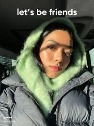 the proclaimed “office it girl” ✨