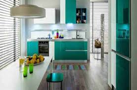 Asimismo, una área pequeña, implica saber organizar el mobiliario de cocina y accesorios, como los utensilios de cocina. Busca Una Cocina Integral De Calidad Y Con Garantia