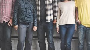Untuk mendapatkan baju yang cocok, maka harus mendesain baju tersebut. 10 Tips Dan Panduan Cara Membuat Desain Baju Yang Memuaskan