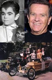 Southern Indiana car show with vintage campers