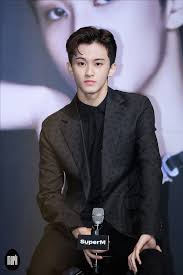 Mark lee · korean name: Pin By Emma Nguyen On Superm Mark Nct Nct Mark Lee