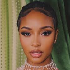 Lace Cole's Instagram, Twitter & Facebook