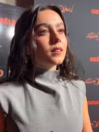 🧩 Chiara Oliver @chiara oliver nos adelanta todo lo que le deparará el  próximo año… y sí, también nos habla de su nuevo single, una pieza que  promete marcar un antes y un después en su carrera ...