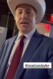 Christmas parties are better with Friends🙌🏽🎄📺❤️