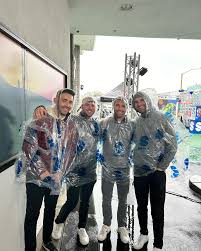 Year 2 I'll never stop saying it but music has opened endless doors of  opportunity. While playing a gig this fall a friend in the crowd asked me  to play at the