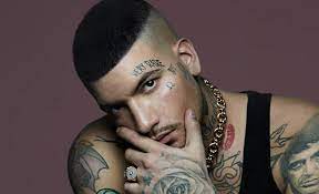 Siamo un'azienda produttrice di creme solari per il mare e la montagna. Snik Troxaio Eixe O Raper Sthn 8essalonikh Zappit