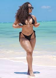 Demetria Obilor - Free pics, galleries & more at Babepedia