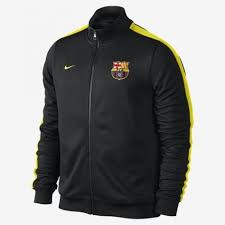 La mejor variedad en artículos de fútbol está en un solo lugar! Camiseta Barcelona 2020 2021 Nueva Equipacion Del Barca Chaqueta Del Barcelona Camisetas Chaquetas Negras