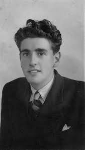 Ken Barringer,aged 17 yrs, in 1942, lived at 22 Ackerman Street and then  181 Great North Rd in Eaton Socon before moving to St Neots.