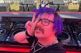 Nathan Howsmon Davis: Who Is Korn Singer Jonathan Davis' Son And EDM Artist