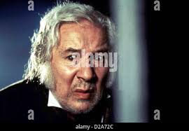 Der Raritätenladen Old Curiosity Shop, Sally Brass (Anne blanc), laiton  (Christopher Ettridge Samson), d'apprivoiser le gendarme (Wesley Photo  Stock