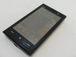Коммуникатор HTC MAX 4G