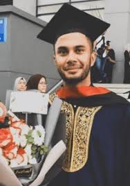 Bagi yang tidak mengenali, fikry ibrahim adalah salah seorang peserta realiti daripada astro iaitu lawak solo. Baru Selesai Konvo Degree Fikry Ibrahim Target Sambung Masters Pula Dah Tau Ker