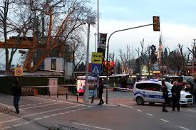 Bünyesinde breakfast, saloon, pub, bistro, stage ve boutique shop alanlarını bulunduran bir. Dha Istanbul Besiktas Meydanda Supheli Canta Alarmi Haberler