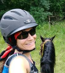 Melissa Riding's Instagram, Twitter & Facebook