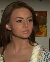 Eliza Castanon's Instagram, Twitter & Facebook