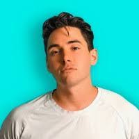 Andy Lux's Instagram, Twitter & Facebook