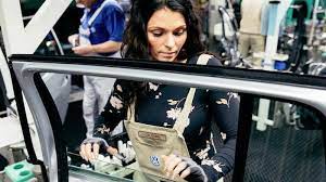 Volkswagen hat den werksurlaub für 2021 terminiert. Werksurlaub Vw 2021 Zwickau Vw Id 4 2021 Editionsmodelle Des Elektro Suvs Ab Knapp Luftaufnahme Aus Dem Jahr 2017 Nanetteh Demand