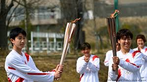 The relay had begun in march at the northeastern fukushima prefecture, the area that was devastated by the 2011 earthquake, tsunami and the meltdown of three nuclear reactors. Covid Delayed Tokyo Olympics Torch Sets Off Across Japan News Dw 25 03 2021