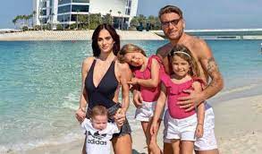Un calciatore, sì, ma soprattutto un uomo rispettoso delle regole e dei principi della lealtà. Ciro Immobile I Tre Figli Avuti Da Jessica Chi Sono Michela Giorgia Mattia