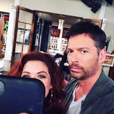 THIS IS A FIRST! a #stalkie of me while Debra Messing takes a selfie!  #willandgrace