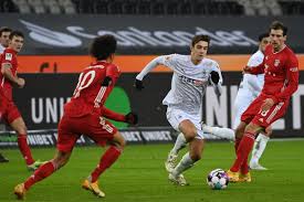 Meisterentscheidung hin oder her, wer die bayern heute abend live sehen will, ist auf den. Aktuelles Uber Borussia Monchengladbach 3 2 Gladbach Dreht Ein 0 2 Gegen Die Bayern