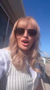 Bravo pour ton geste Yan Lachapelle et merci de nous avoir permis de vivre  ce beau moment ! ✂️♥️🎗️