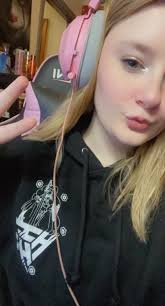 If you like a good hoodie, check this out! 👇