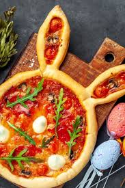 Pizza Zu Ostern Backen Leckerer Pizzateig Osterhase Foodtempel Rezept Lebensmittel Essen Pizza Teig Ostern Backen