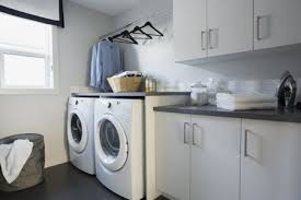 Mastercraft 1/3 hp automatic laundry tub pump is designed for a maximum lift of 10' (3.0m) to handle normal waste water from domestic washing machines, bar sinks, and all waste water not containing solids. How Sewage Ejector Pumps Work