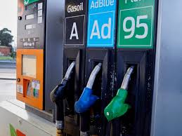 Sonhar com bomba: caindo do céu; explodindo; atômica; desarmada e muito  mais! - Sonhos com