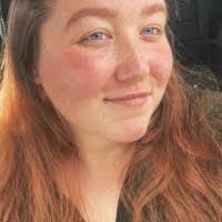 Taryn Bennett's Instagram, Twitter & Facebook