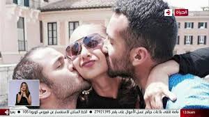 ظهرت لأول مرة على شاشات التلفزيون سنة (1995) كراقصة باليه في المسلسل المصري ألف ليلة وليلة الذي عرض في شهر رمضان آنذاك، بعدها بدأت بلعب أدوار هامة في العديد من الأعمال الدرامية. Ù†ØµØ§Ø¦Ø­ Ù†ÙŠÙ„Ù„ÙŠ ÙƒØ±ÙŠÙ… Ù„Ù„Ù…Ø±Ø£Ø© Ø§Ù„Ù…Ø«Ø§Ù„ÙŠØ© Ùˆ Ù„Ù…Ø§Ø°Ø§ ØªØ±ÙØ¶ Ø§Ù„Ø¥ÙØµØ§Ø­ Ø¹Ù† Ø£Ø¹Ù…Ø§Ø± Ø£ÙˆÙ„Ø§Ø¯Ù‡Ø§ Youtube