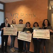 Credit ratings, research and analysis for the global capital markets. Vr Bank Sudpfalz Spendet An Neustadter Kitas