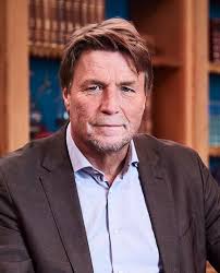 Sommarkväll" Avsnitt 5 (TV Episode 2009)