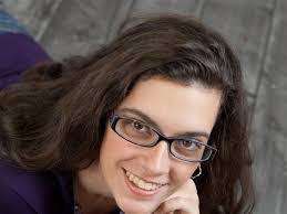 Tara Fraley's Instagram, Twitter & Facebook