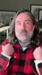 Today’s show is a WILD one, mate!, Joining me