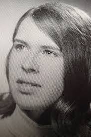 Mary Quiett's Instagram, Twitter & Facebook