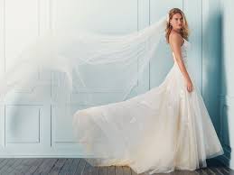 Hochzeitskleider für große größen incurvy plus size. Brautkleider Trends Kollektionen Fur Jede Figur Und Typ