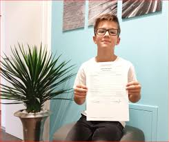 Zeugnis: Alles Einser in der 3. Klasse Volksschule!