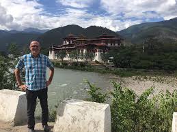 Insgesamt lebten 2017 weltweit 695 millionen menschen von weniger als 1,90 dollar pro tag und damit in absoluter armut, was 9,3 % der weltbevölkerung waren. Mit Der Sparkassenstiftung In Bhutan S Countrydesk