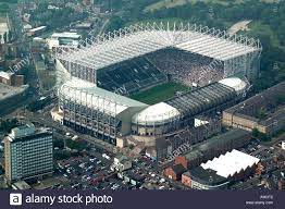In 1882 werd deze naam veranderd in newcastle east end en in 1892 in newcastle united. Luftaufnahme Von Newcastle United Football Club Auch Bekannt Als St James Park In Newcastle Upon Tyne Heimat Der Elstern Stockfotografie Alamy